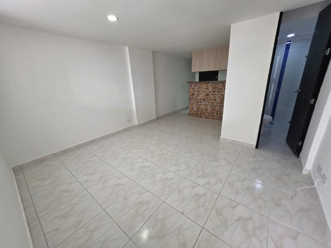 Apartaestudio en arriendo en Villa Hermosa, Medellín, 55 m² · foto 6 de 14