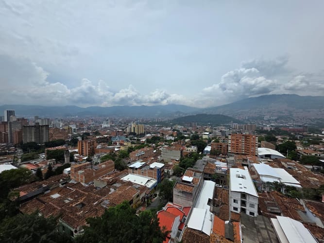 Apartaestudio en arriendo en Villa Hermosa, Medellín, 55 m² · foto 3 de 14