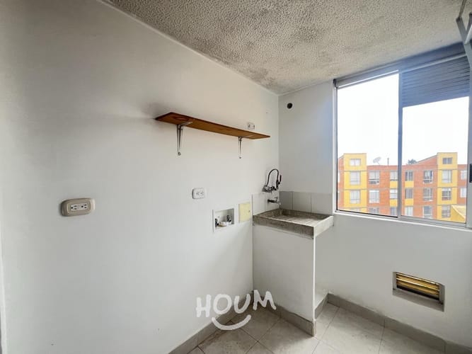 Apartamento de 3 alcobas en arriendo en Engativá, Bogotá, 56 m² · foto 4 de 24