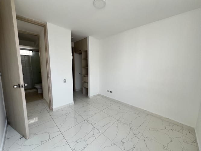 Apartamento de 2 alcobas en arriendo en Bochalema, Cali, 57 m² · foto 7 de 15