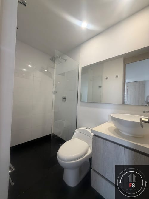 Apartamento de 2 alcobas en arriendo en Los Alcazares, Sabaneta, 75 m² · foto 10 de 22
