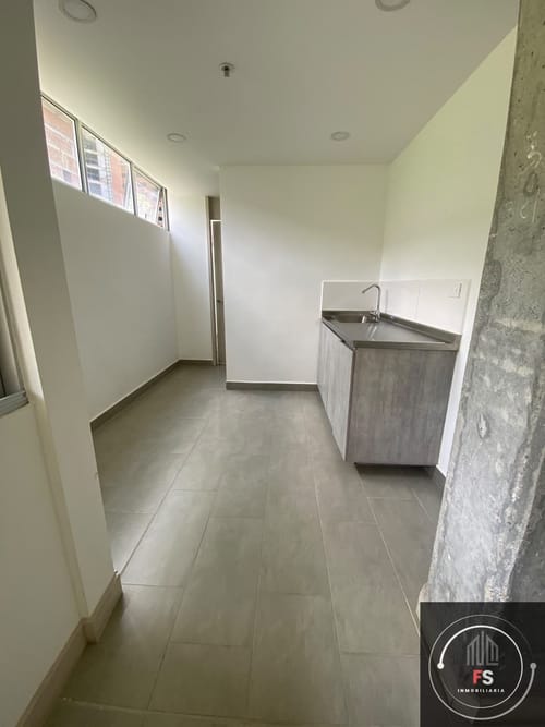 Apartamento de 2 alcobas en arriendo en Los Alcazares, Sabaneta, 75 m² · foto 19 de 22