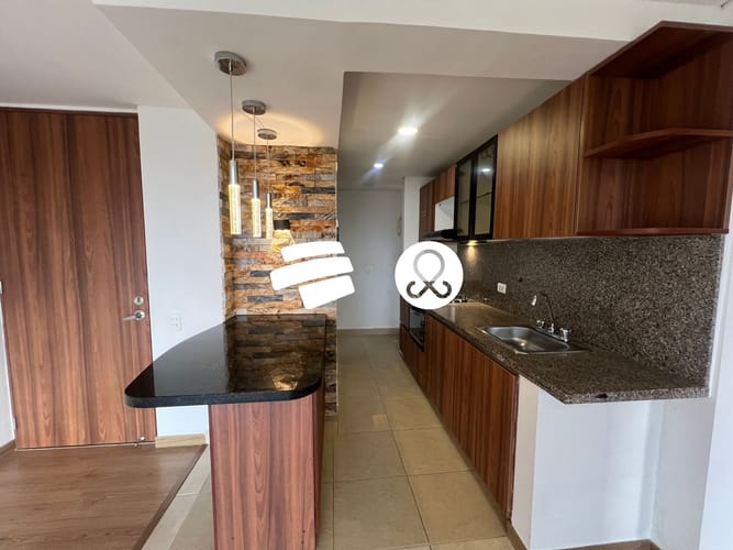 Apartamento de 2 alcobas en venta en Llano Grande, Rionegro, 60 m² · foto 1 de 10