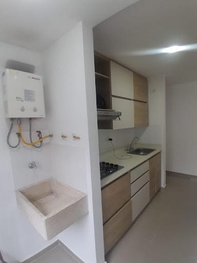 Apartamento de 3 alcobas en arriendo en Calle Larga, Sabaneta, 65 m² · foto 9 de 11