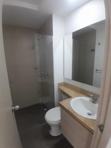 Apartamento de 3 alcobas en arriendo en Calle Larga, Sabaneta, 65 m² · foto 10 de 11