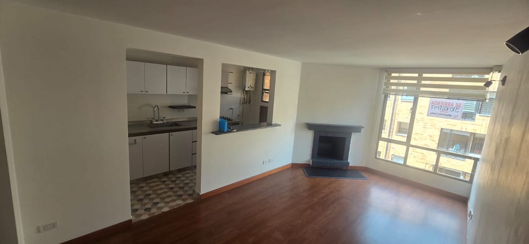 Apartaestudio en arriendo en El Batán, Bogotá, 51 m² · foto 3 de 7