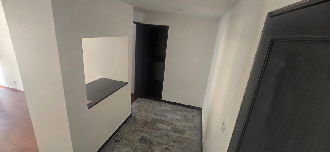 Apartaestudio en arriendo en El Batán, Bogotá, 51 m² · foto 6 de 7
