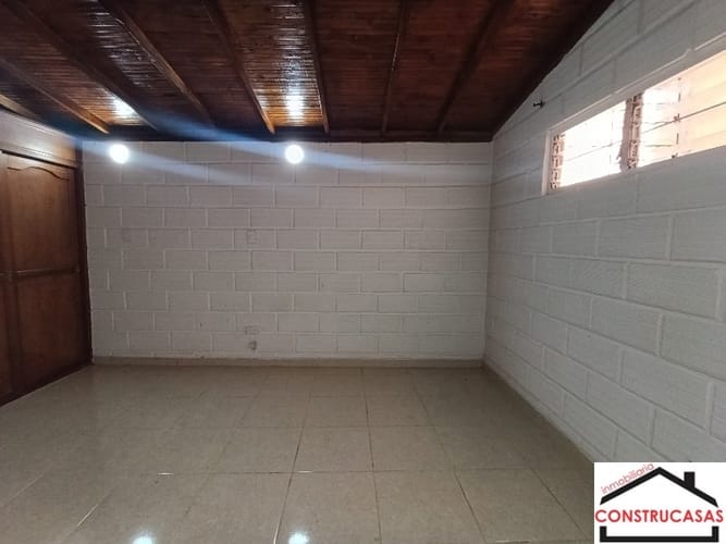Apartamento de 2 alcobas en arriendo en Asturias, Itagüí, 40 m² · foto 3 de 17