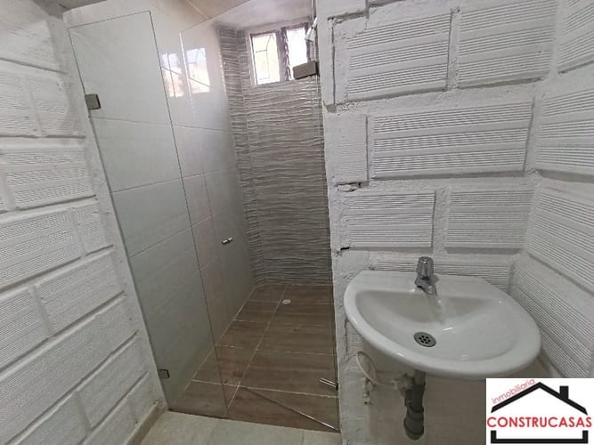 Apartamento de 2 alcobas en arriendo en Asturias, Itagüí, 40 m² · foto 4 de 17
