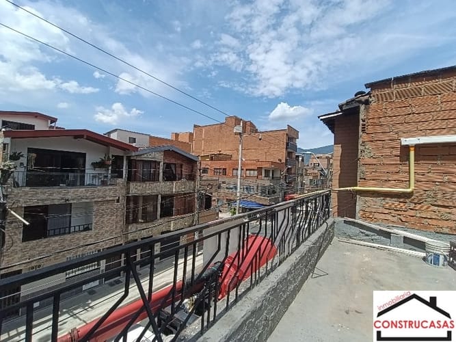 Apartamento de 2 alcobas en arriendo en Asturias, Itagüí, 40 m² · foto 13 de 17