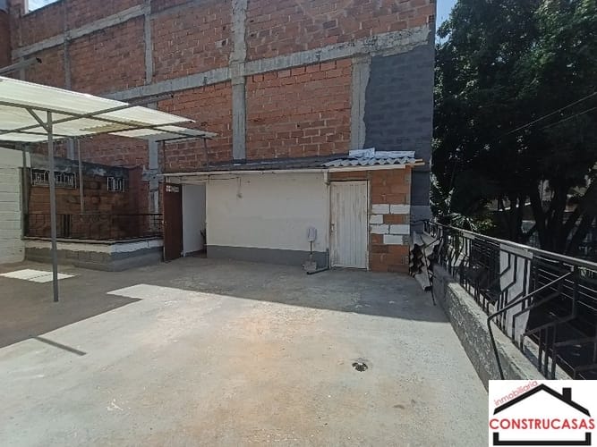 Apartamento de 2 alcobas en arriendo en Asturias, Itagüí, 40 m² · foto 16 de 17