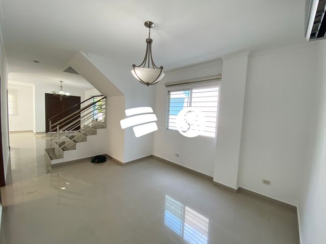 Casa de 4 alcobas en venta en Ciudad Jardin, Barranquilla, 145 m² · foto 4 de 16