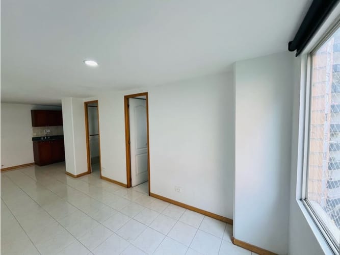 Apartamento de 1 alcoba en arriendo en Loma Del Indio, Medellín, 46 m² · foto 4 de 23