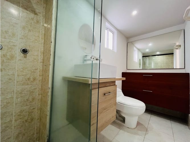 Apartamento de 1 alcoba en arriendo en Loma Del Indio, Medellín, 46 m² · foto 6 de 23