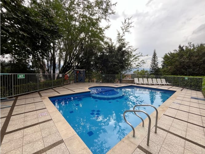 Apartamento de 1 alcoba en arriendo en Loma Del Indio, Medellín, 46 m² · foto 18 de 23