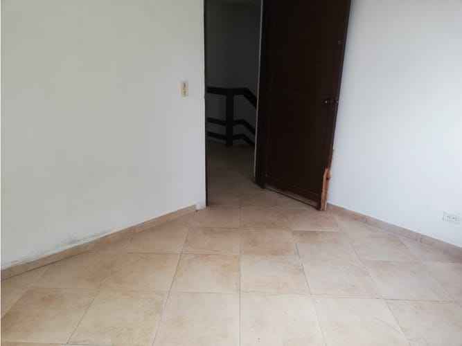 Casa de 3 alcobas en arriendo en Chipre, Manizales, 120 m² · foto 8 de 15