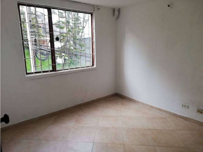 Casa de 3 alcobas en arriendo en Chipre, Manizales, 120 m² · foto 9 de 15