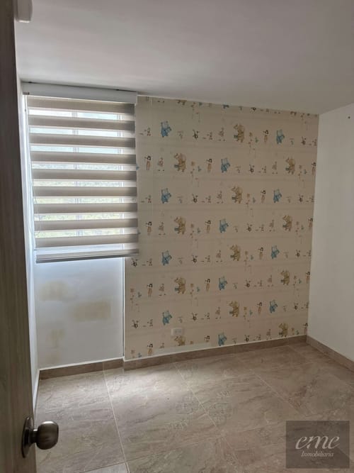 Apartamento de 3 alcobas en arriendo en San Jose, Sabaneta, 55 m² · foto 2 de 9