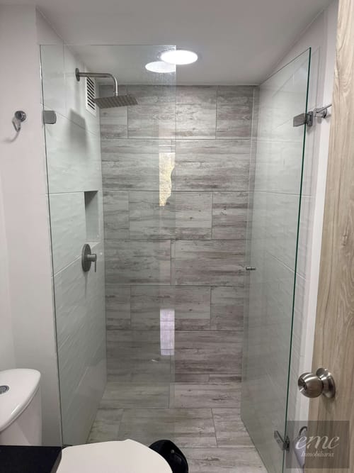 Apartamento de 3 alcobas en arriendo en San Jose, Sabaneta, 55 m² · foto 3 de 9