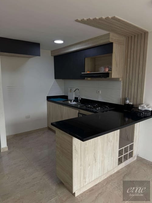 Apartamento de 3 alcobas en arriendo en San Jose, Sabaneta, 55 m² · foto 8 de 9