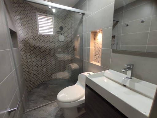Apartaestudio en arriendo en San Lucas, Medellín, 120 m² · foto 16 de 17