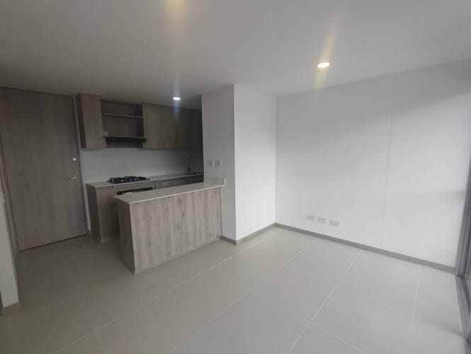 Apartamento de 3 alcobas en venta en Suramérica, Itagüí, 63 m² · foto 4 de 15