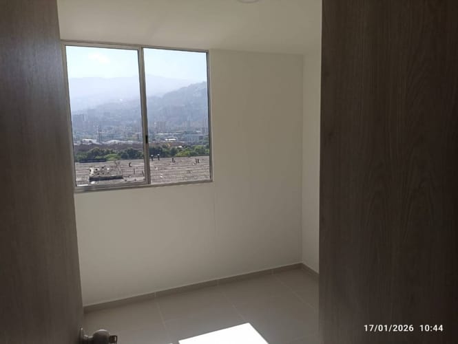Apartamento de 3 alcobas en venta en Suramérica, Itagüí, 63 m² · foto 13 de 15