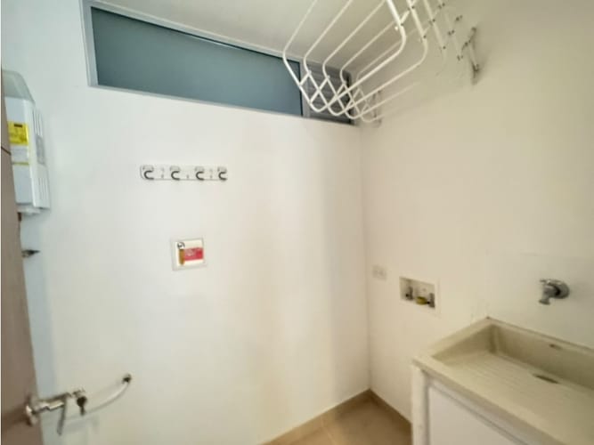 Apartamento de 3 alcobas en arriendo en Loma De Los Gonzalez, Medellín, 124 m² · foto 4 de 20