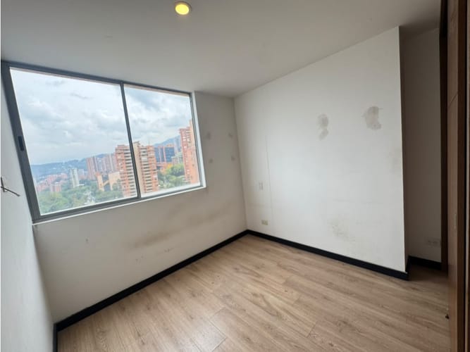 Apartamento de 3 alcobas en arriendo en Loma De Los Gonzalez, Medellín, 124 m² · foto 11 de 20