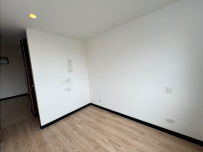 Apartamento de 3 alcobas en arriendo en Loma De Los Gonzalez, Medellín, 124 m² · foto 14 de 20