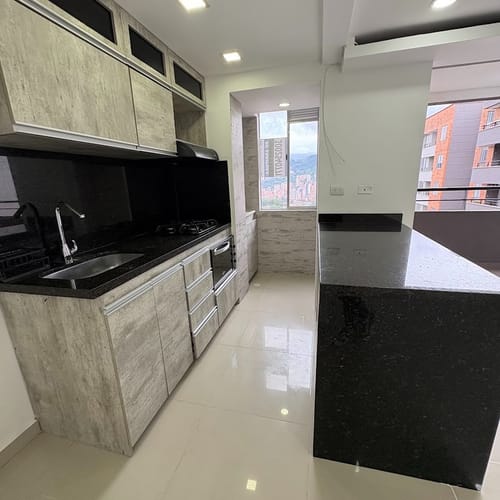 Apartamento de 3 alcobas en arriendo en Poblado Del Sur, La Estrella, 90 m² · foto 2 de 16
