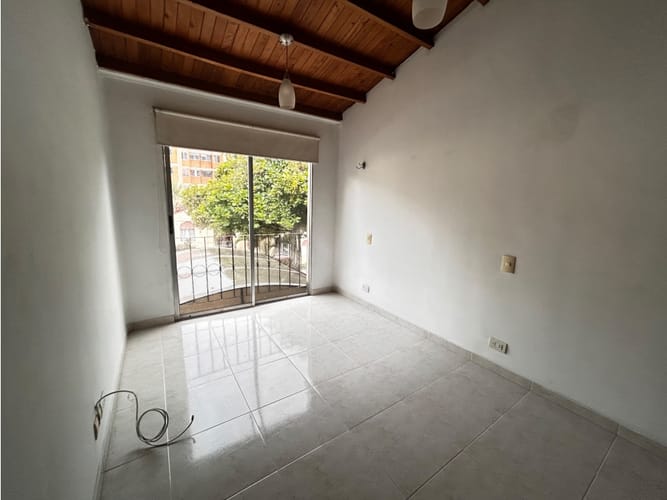 Casa de 4 alcobas en arriendo en La Pilarica, Medellín, 110 m² · foto 3 de 23