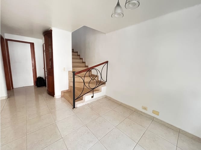 Casa de 4 alcobas en arriendo en La Pilarica, Medellín, 110 m² · foto 7 de 23