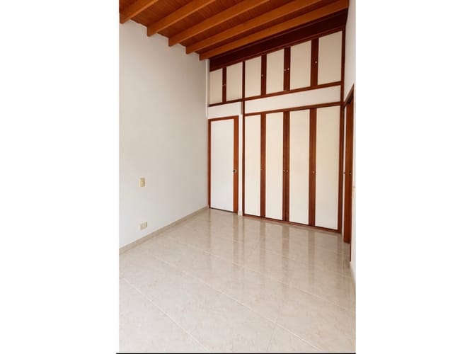 Casa de 4 alcobas en arriendo en La Pilarica, Medellín, 110 m² · foto 8 de 23