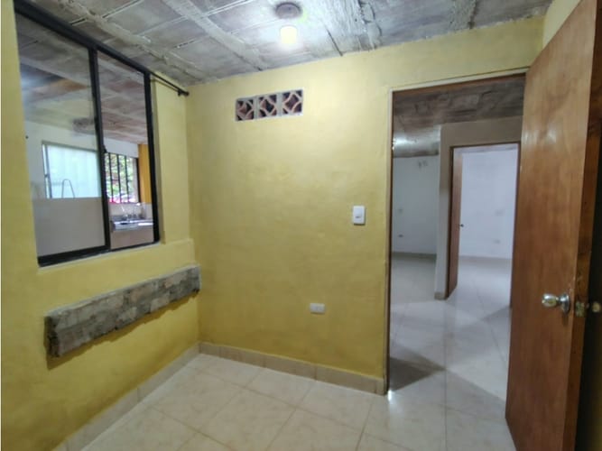 Apartamento de 3 alcobas en arriendo en Ditaires, Itagüí, 80 m² · foto 9 de 13