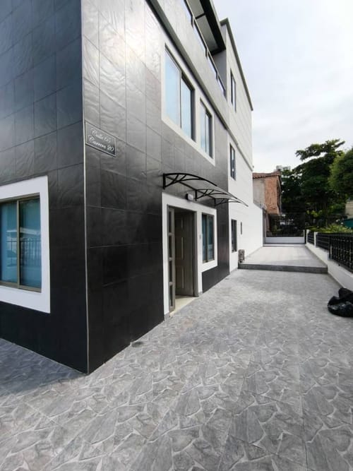 Apartamento de 6 alcobas en arriendo en La Victoria, Bucaramanga, 300 m² · foto 1 de 24
