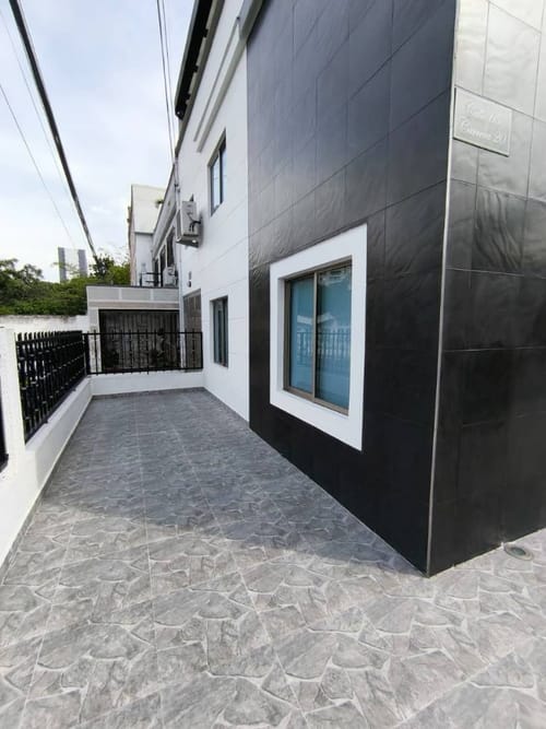 Apartamento de 6 alcobas en arriendo en La Victoria, Bucaramanga, 300 m² · foto 3 de 24
