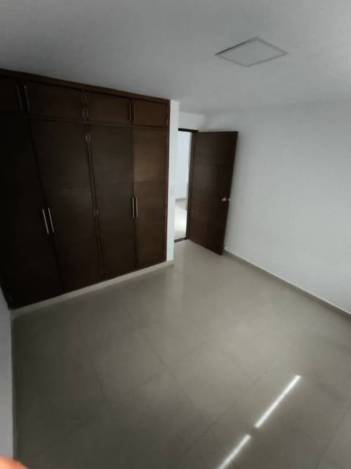 Apartamento de 6 alcobas en arriendo en La Victoria, Bucaramanga, 300 m² · foto 15 de 24
