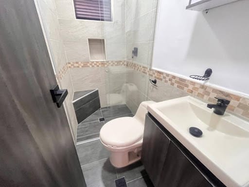 Apartamento de 3 alcobas en arriendo en San Jose, Itagüí, 100 m² · foto 13 de 24