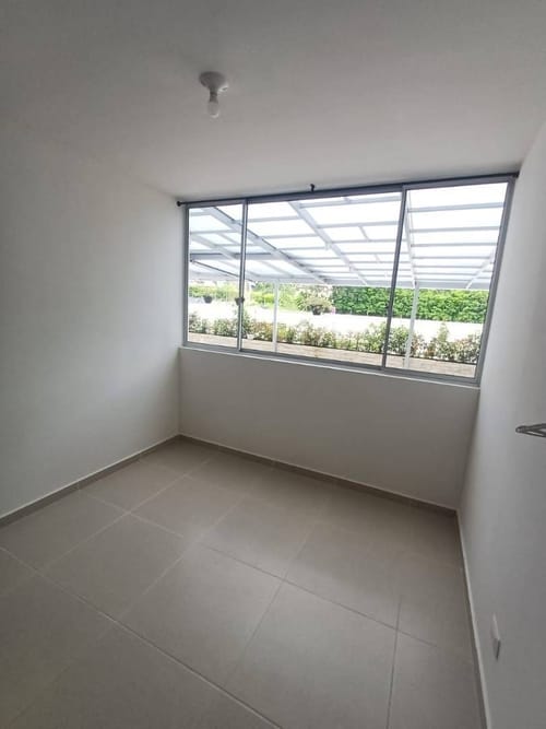 Apartamento de 3 alcobas en arriendo en Abadías, Floridablanca, 95 m² · foto 14 de 21