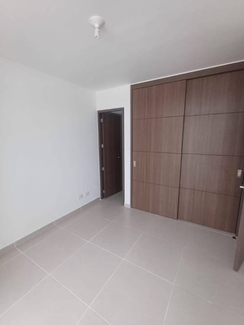 Apartamento de 3 alcobas en arriendo en Abadías, Floridablanca, 95 m² · foto 17 de 21
