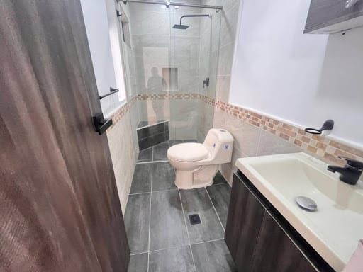 Apartamento de 3 alcobas en arriendo en San Jose, Itagüí, 100 m² · foto 19 de 24