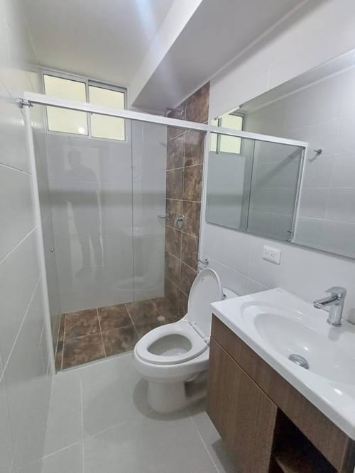 Apartamento de 3 alcobas en arriendo en Abadías, Floridablanca, 95 m² · foto 18 de 21