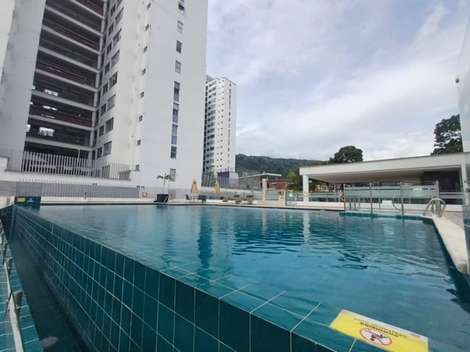 Apartamento de 3 alcobas en arriendo en Abadías, Floridablanca, 95 m² · foto 20 de 21