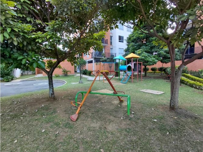 Apartamento de 3 alcobas en venta en Ciudad Melendez, Cali, 82 m² · foto 3 de 24