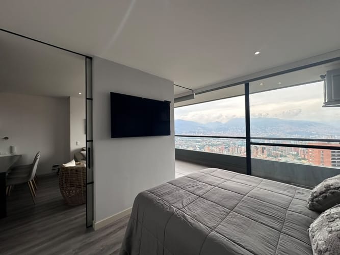 Apartamento de 1 alcoba en arriendo en El Poblado, Medellín, 57 m² · foto 6 de 19