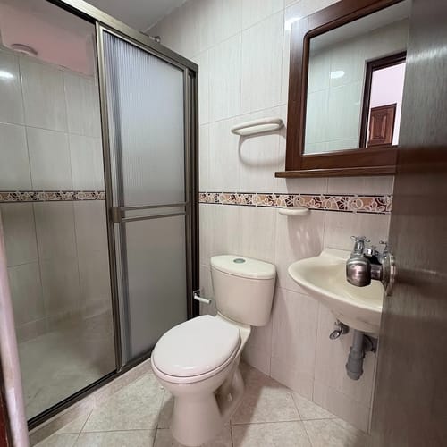 Apartaestudio en arriendo en La Gloria, Medellín, 35 m² · foto 4 de 7