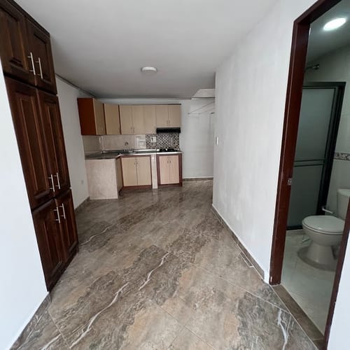 Apartaestudio en arriendo en La Gloria, Medellín, 35 m² · foto 7 de 7