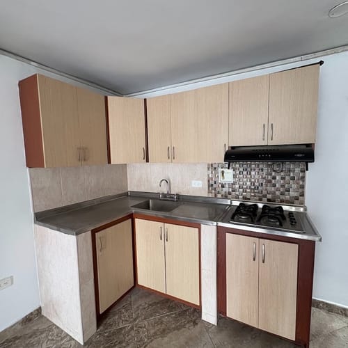 Apartaestudio en arriendo en La Gloria, Medellín, 35 m² · foto 5 de 7