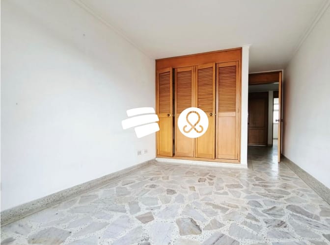 Apartamento de 4 alcobas en venta en Laureles, Medellín, 110 m² · foto 5 de 16